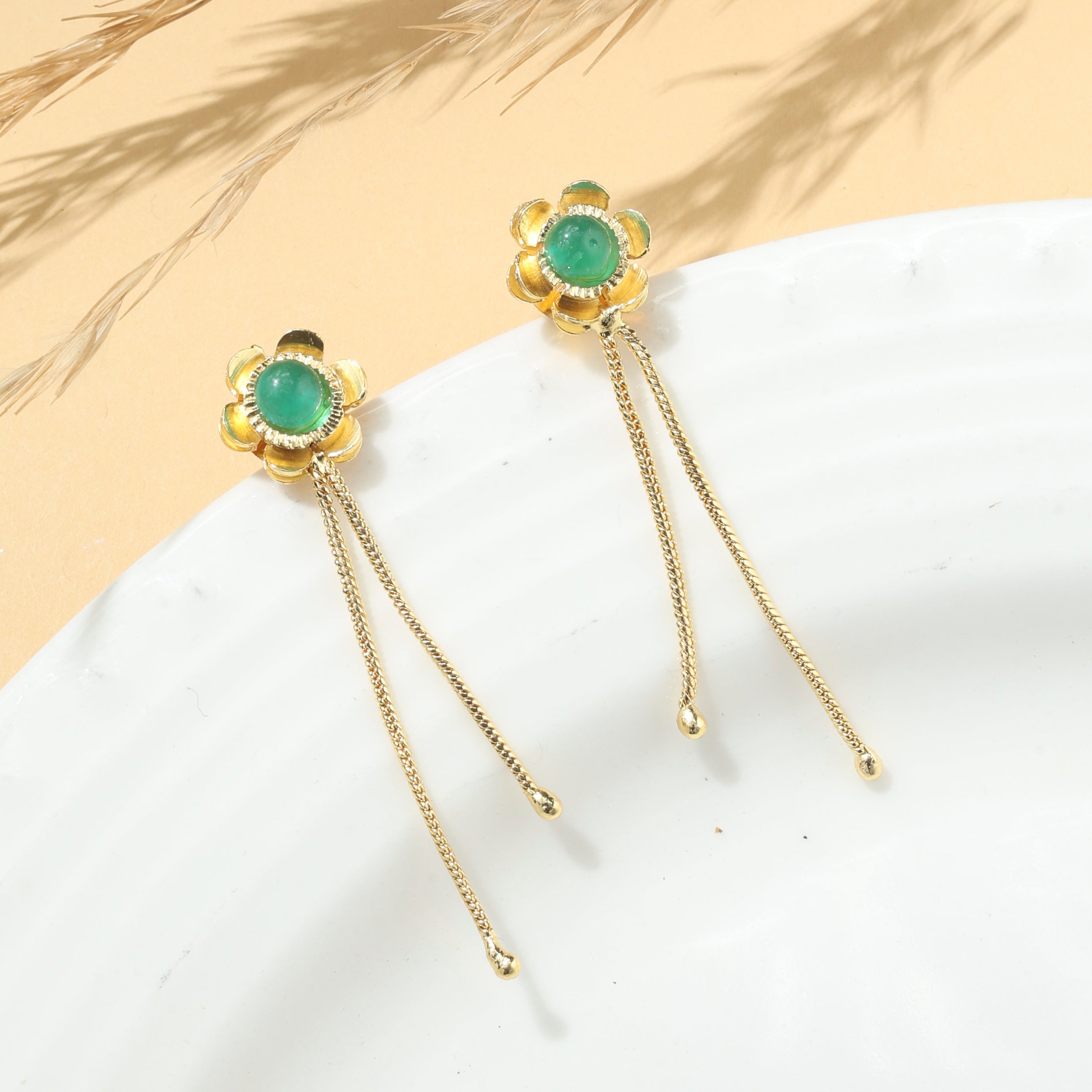 Green Flower Spark Earrings