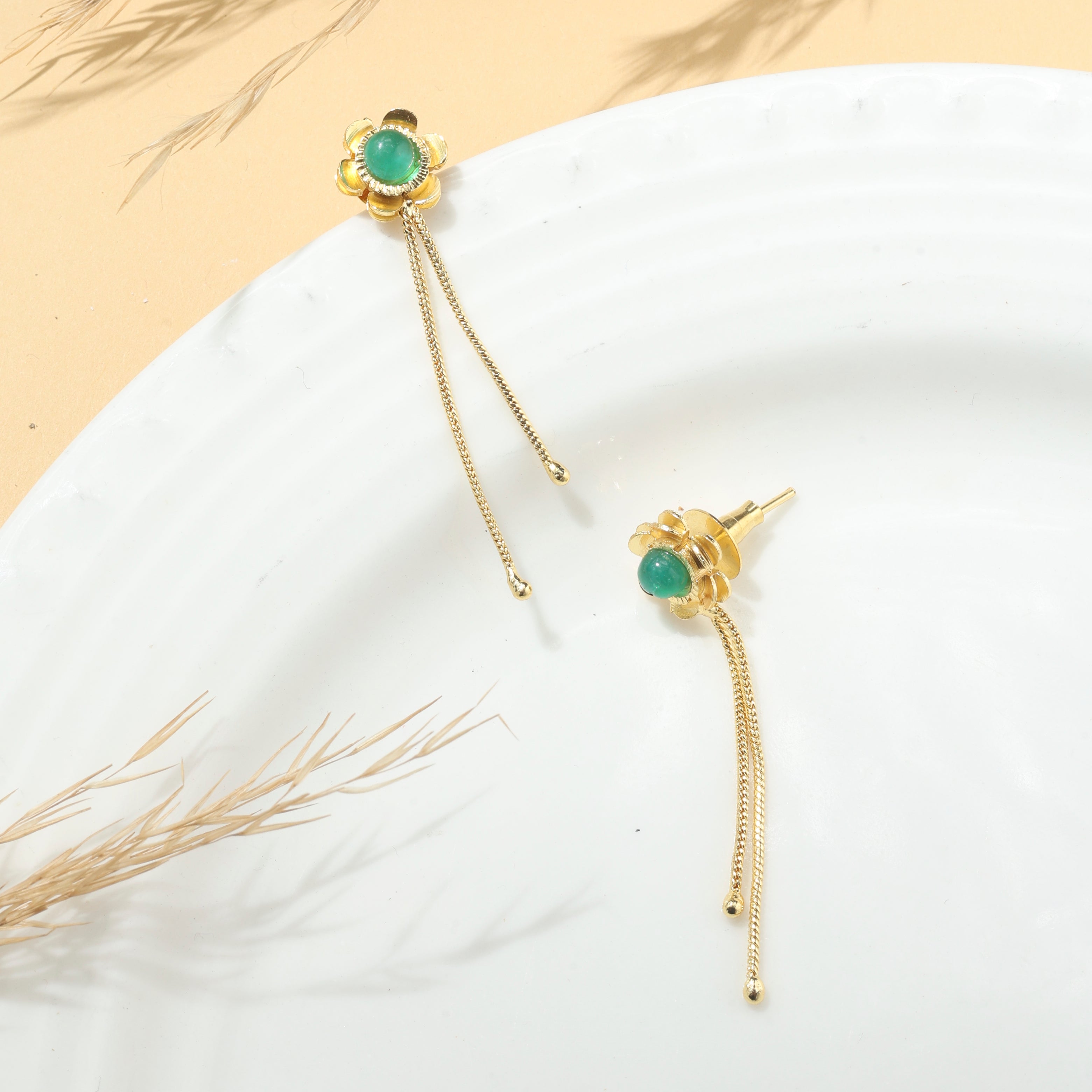 Green Flower Spark Earrings