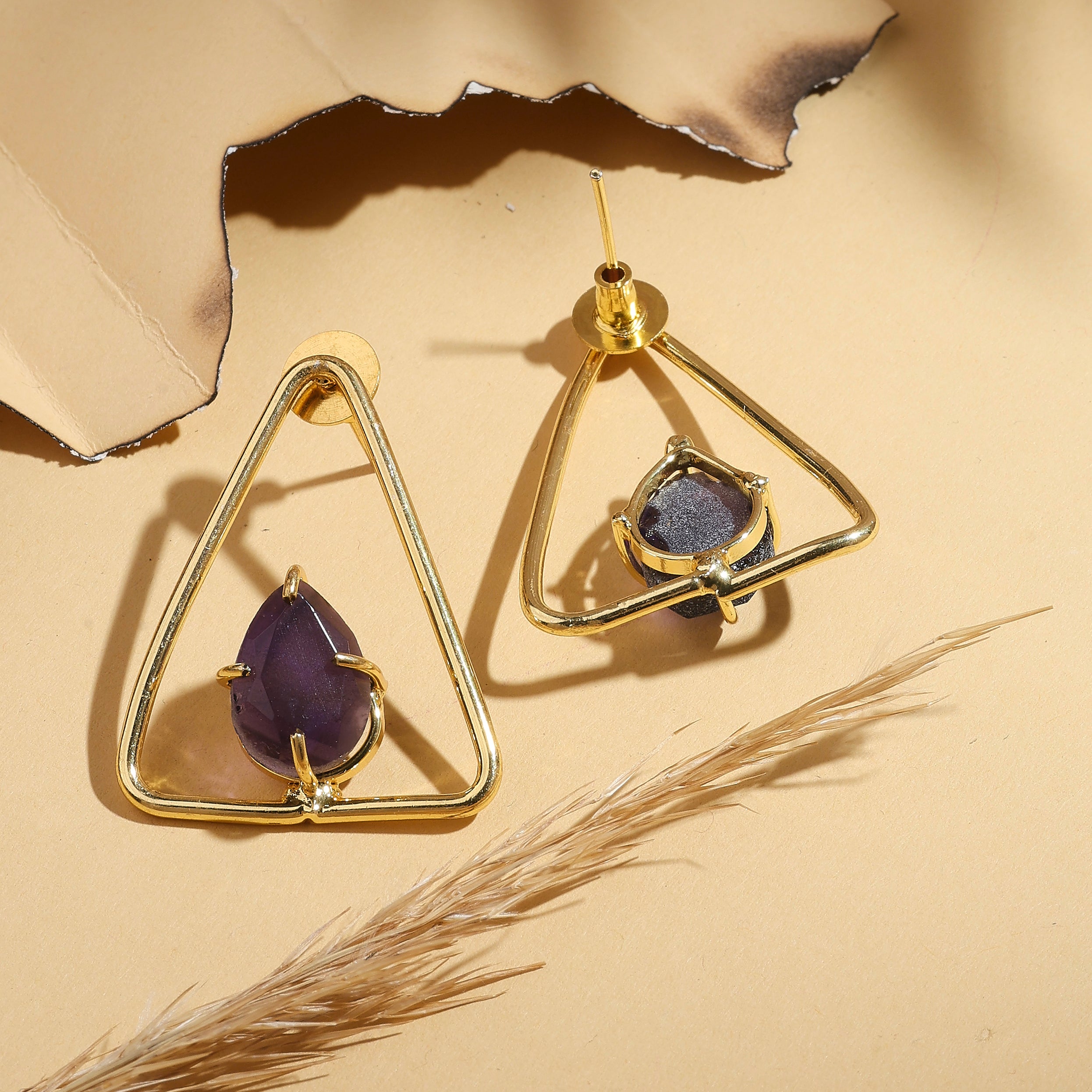 💜 Amethyst Prism Earrings