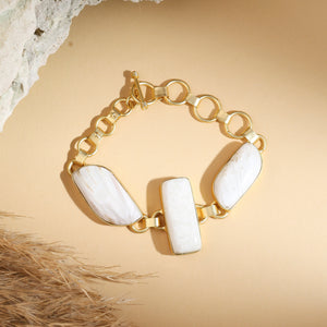 Regal Pearl Bracelet Regal Pearl Bracelet