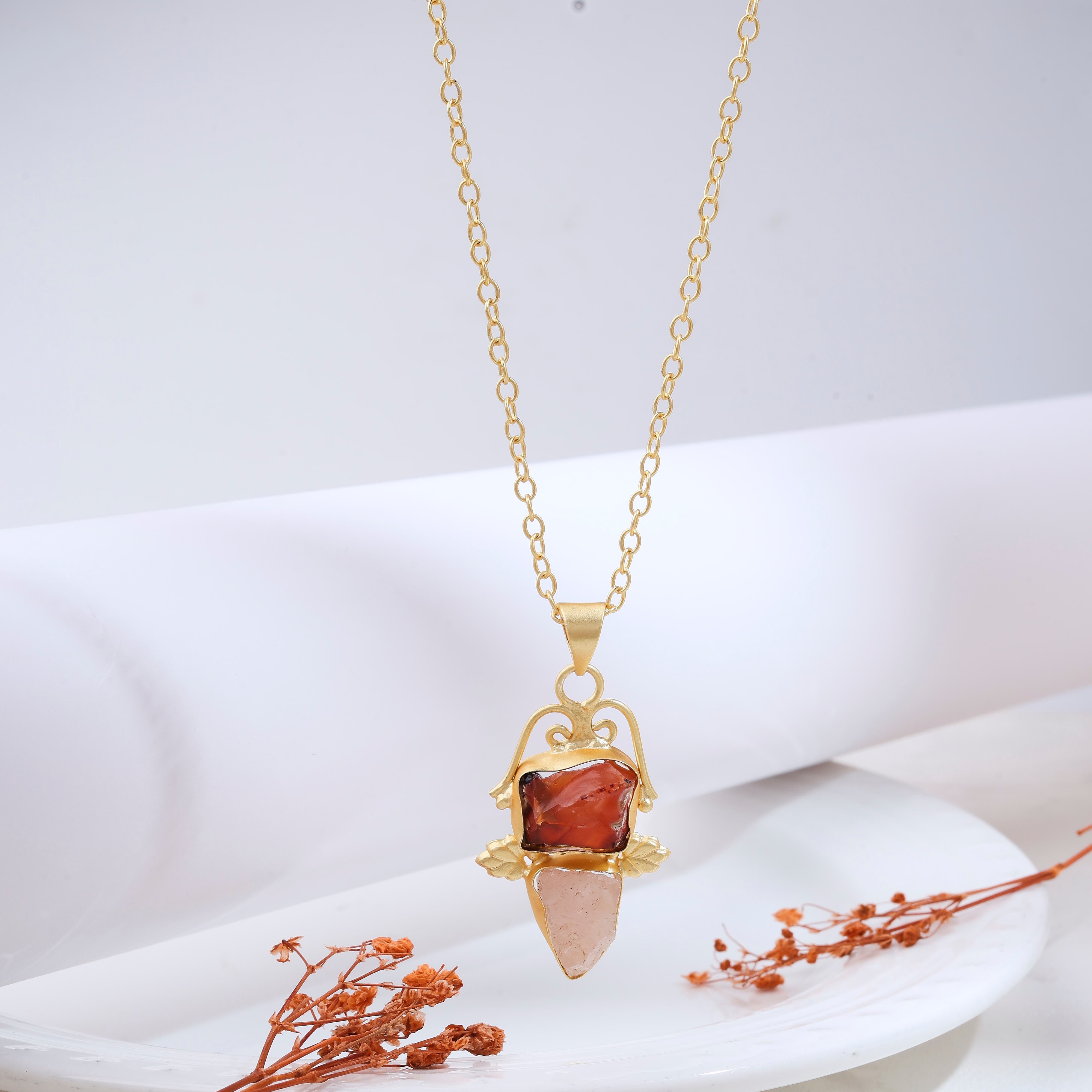 Rose Glow Chain