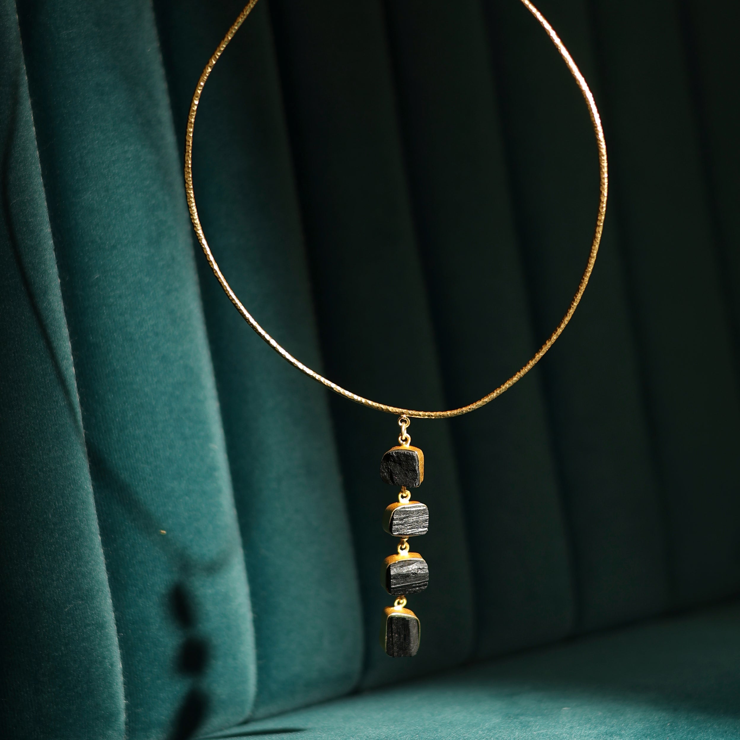 Onyx Story Collar Necklace