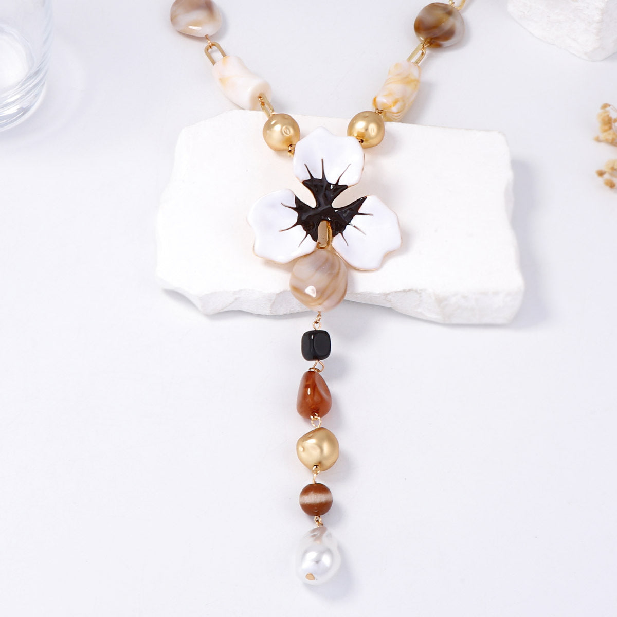 Ivory Bloom Pearl Neckpiece