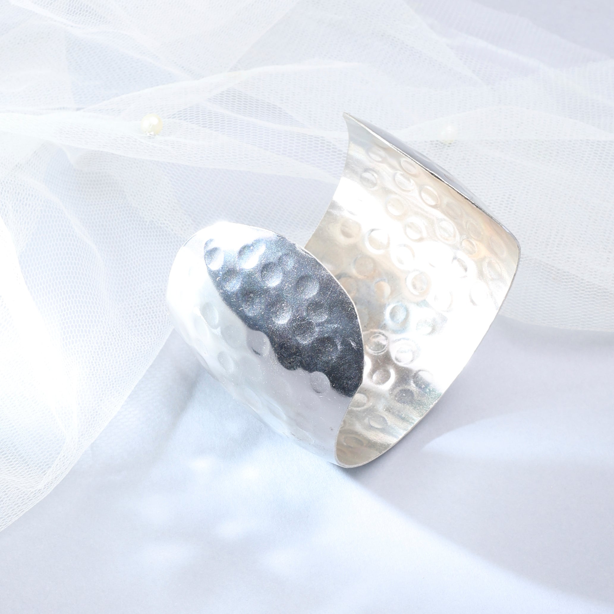 Luna Armor Cuff