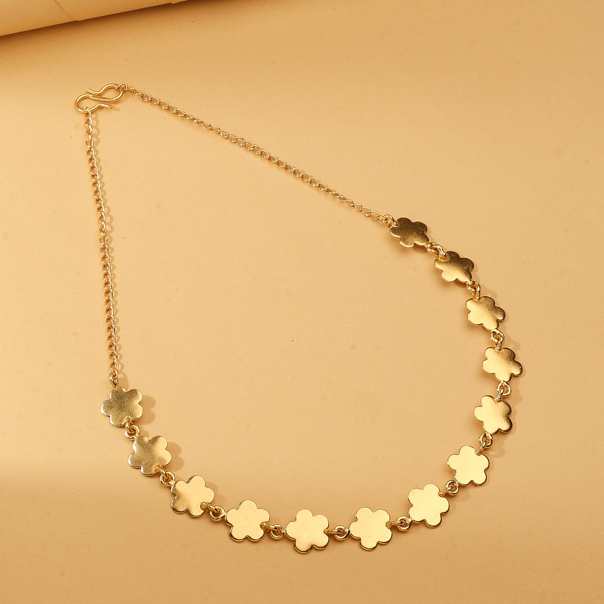 Golden Bloom Necklace Set