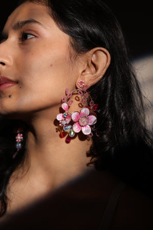 Blossom Aura Earrings – Pink Edition 🌸✨