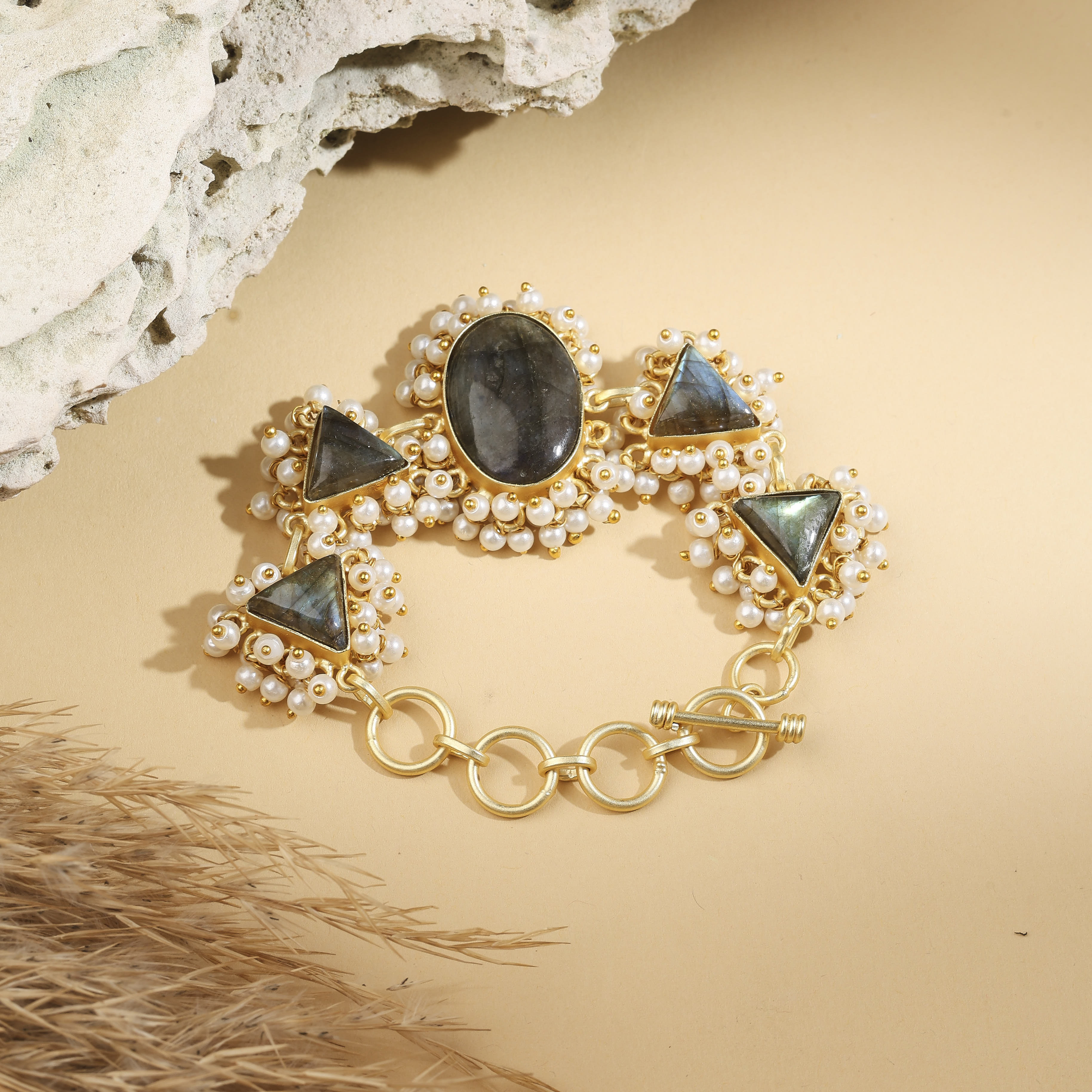 Labradorite Radiance Bracelet