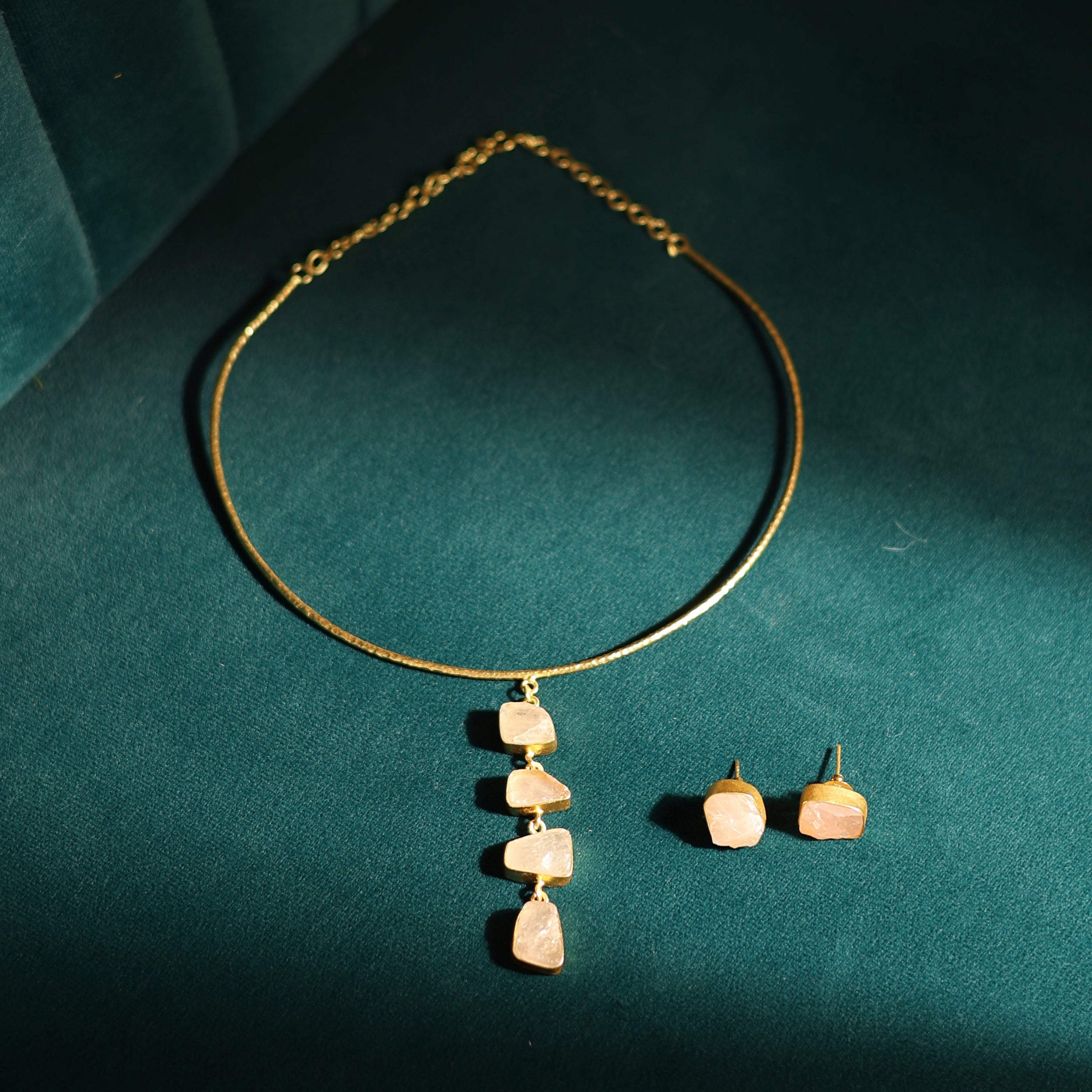 Ivory Story Collar Necklace Set — Rose Quartz