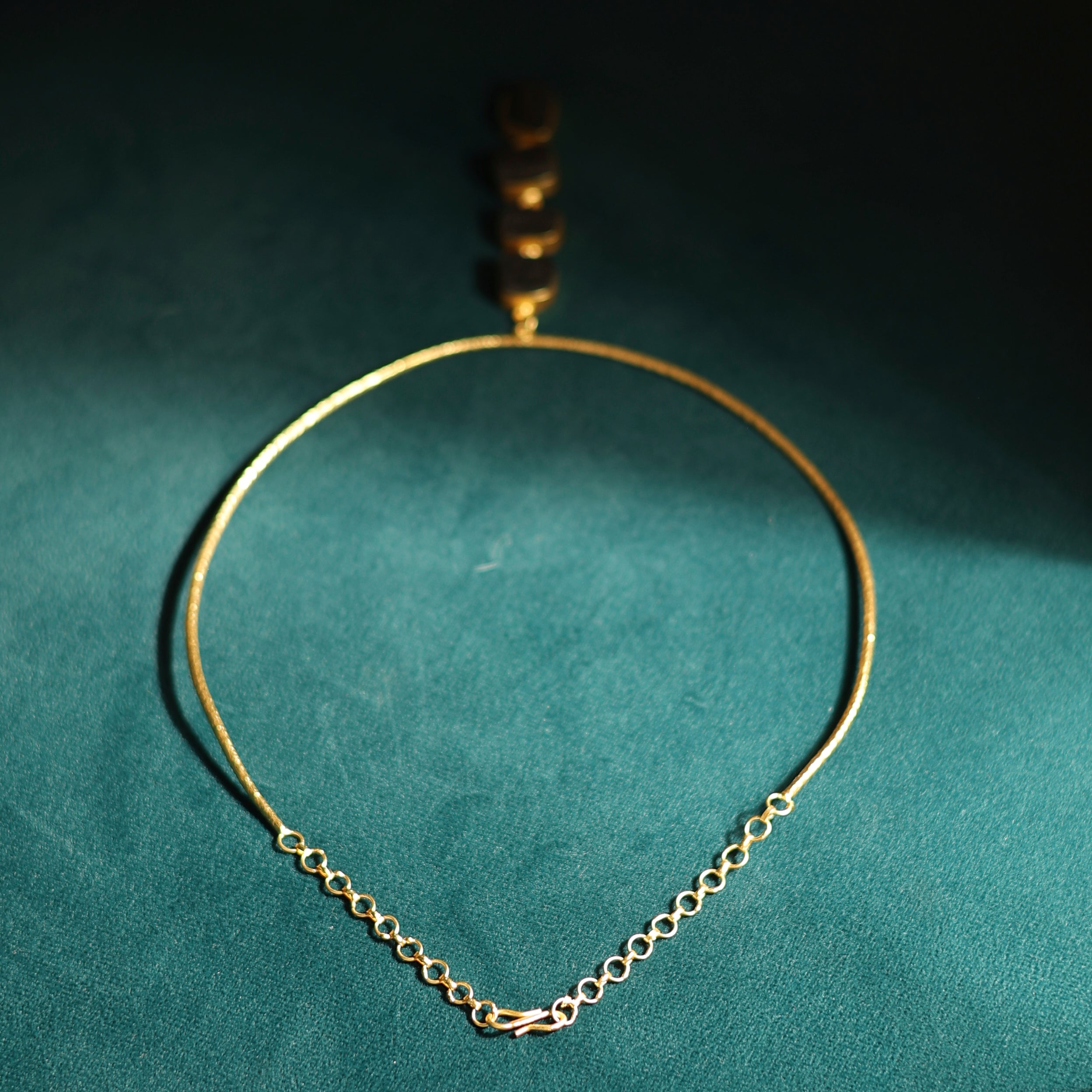 Onyx Story Collar Necklace