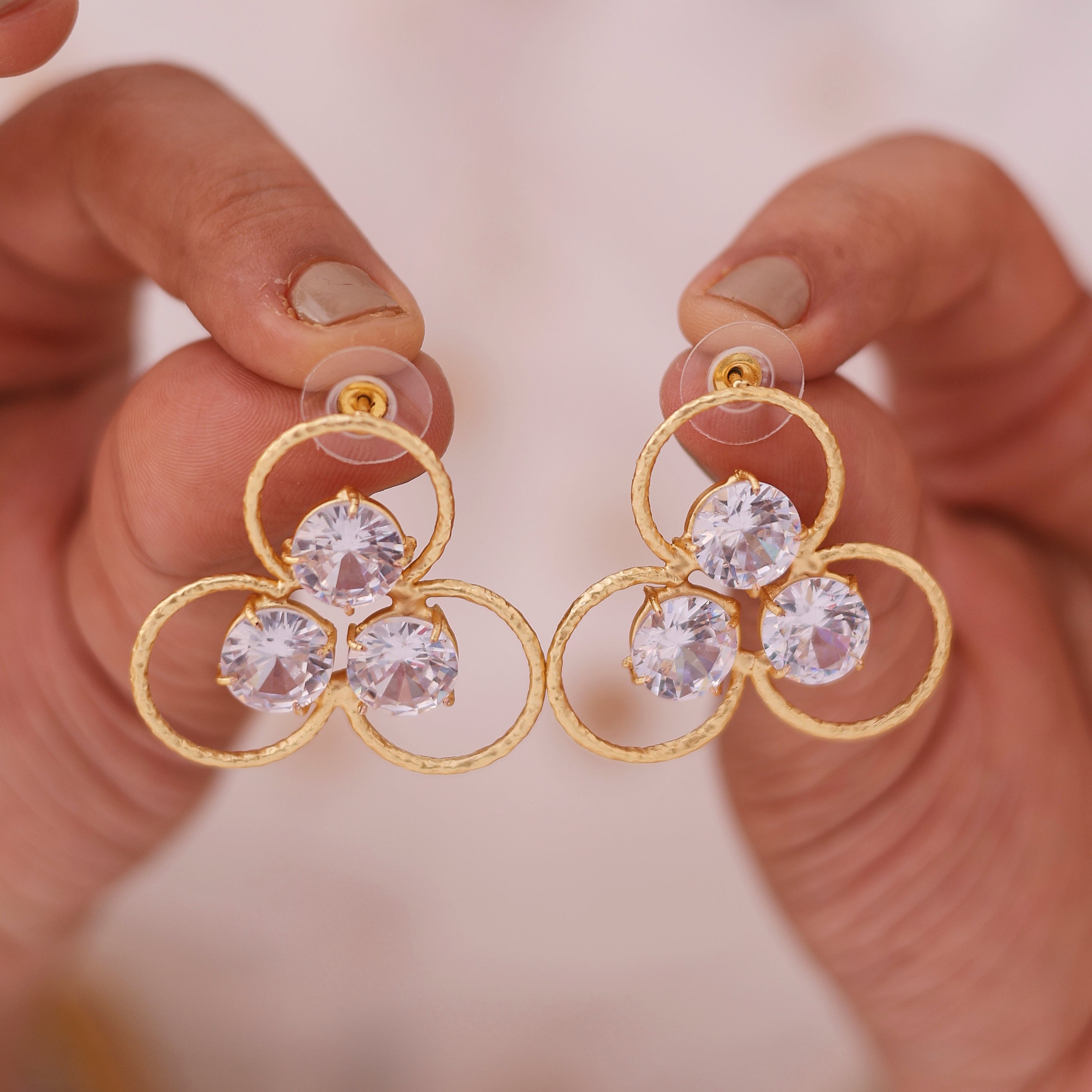 Three Circle Rings Earrings White