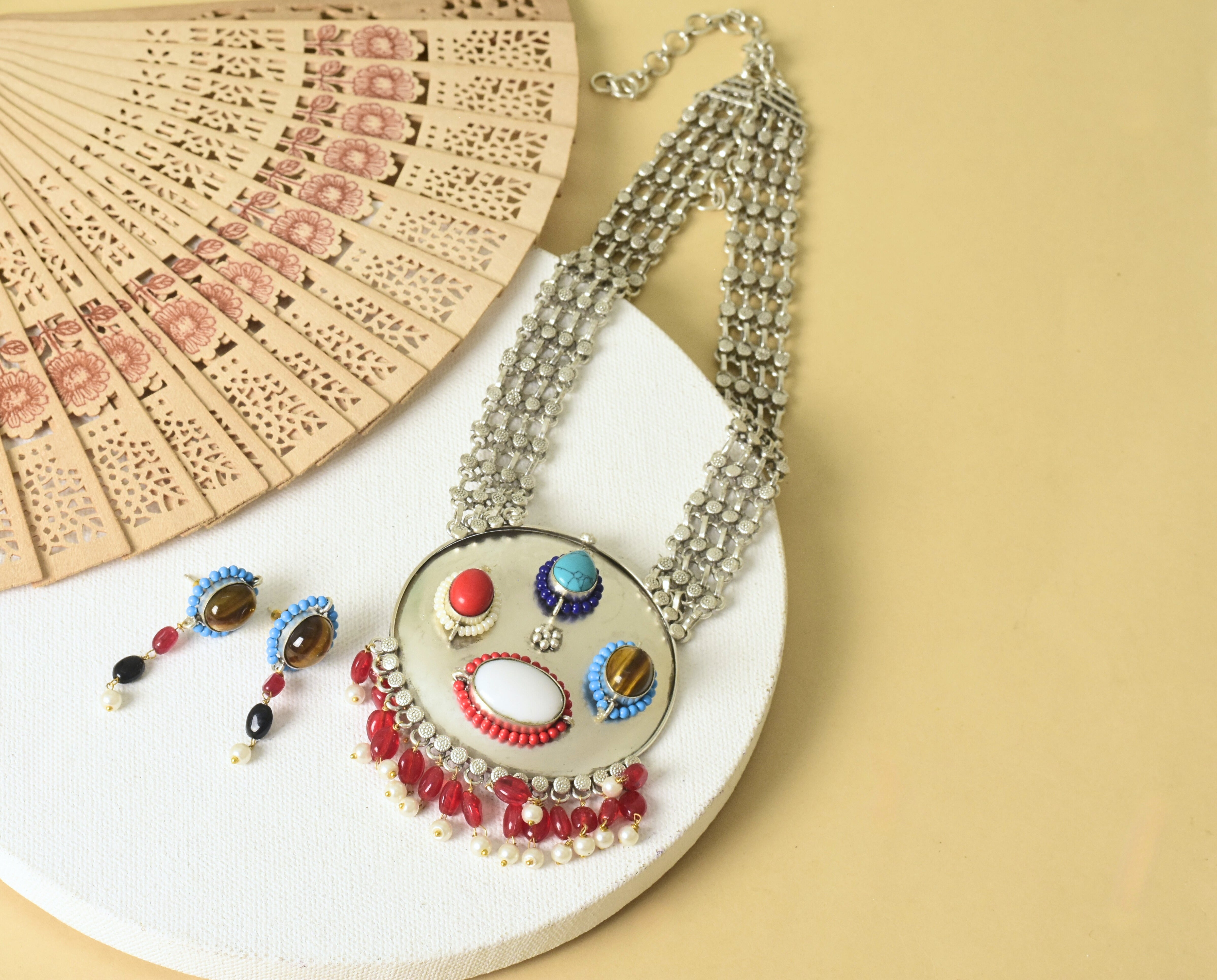 Gulaabo Gypsy Necklace Set