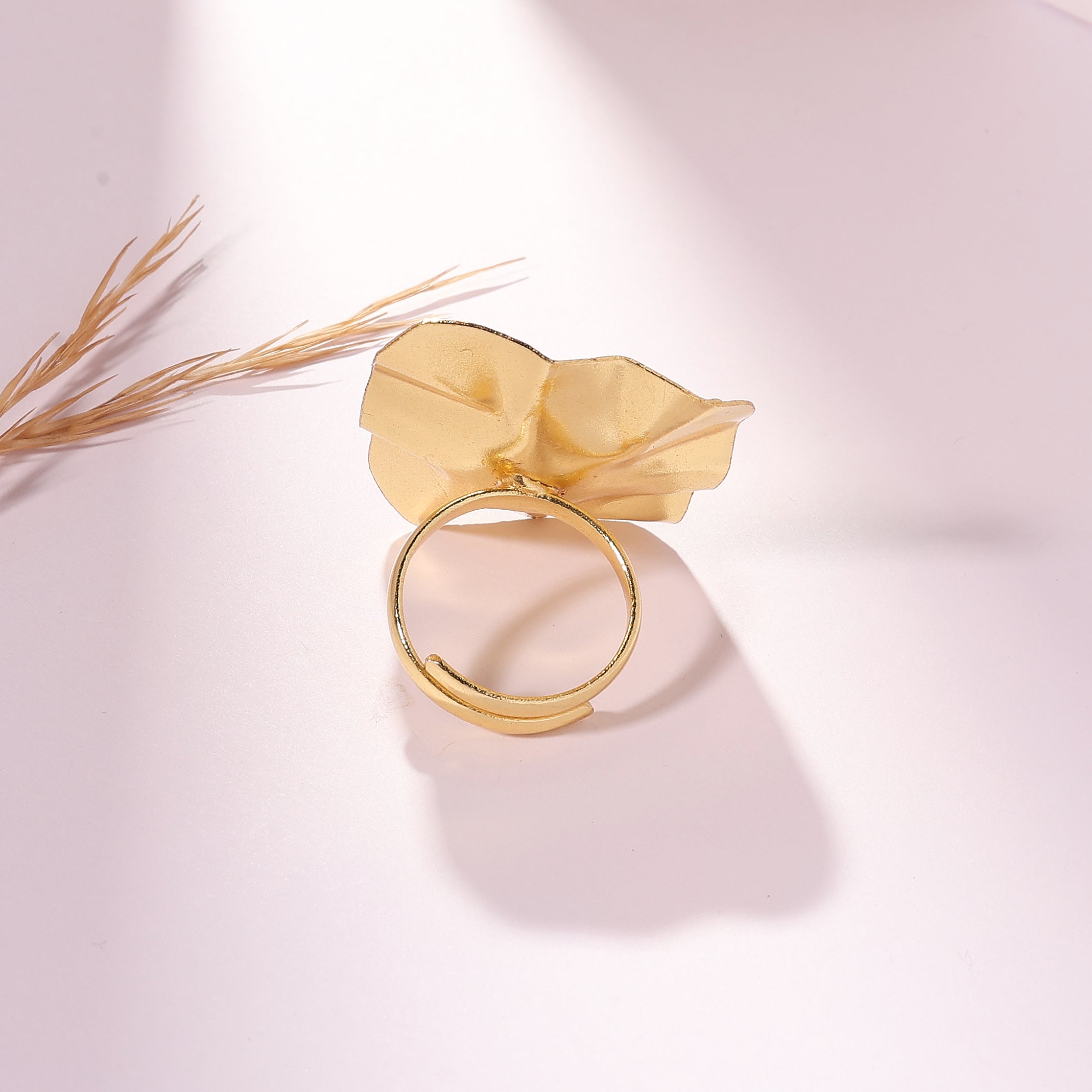 Solara Bloom Ring