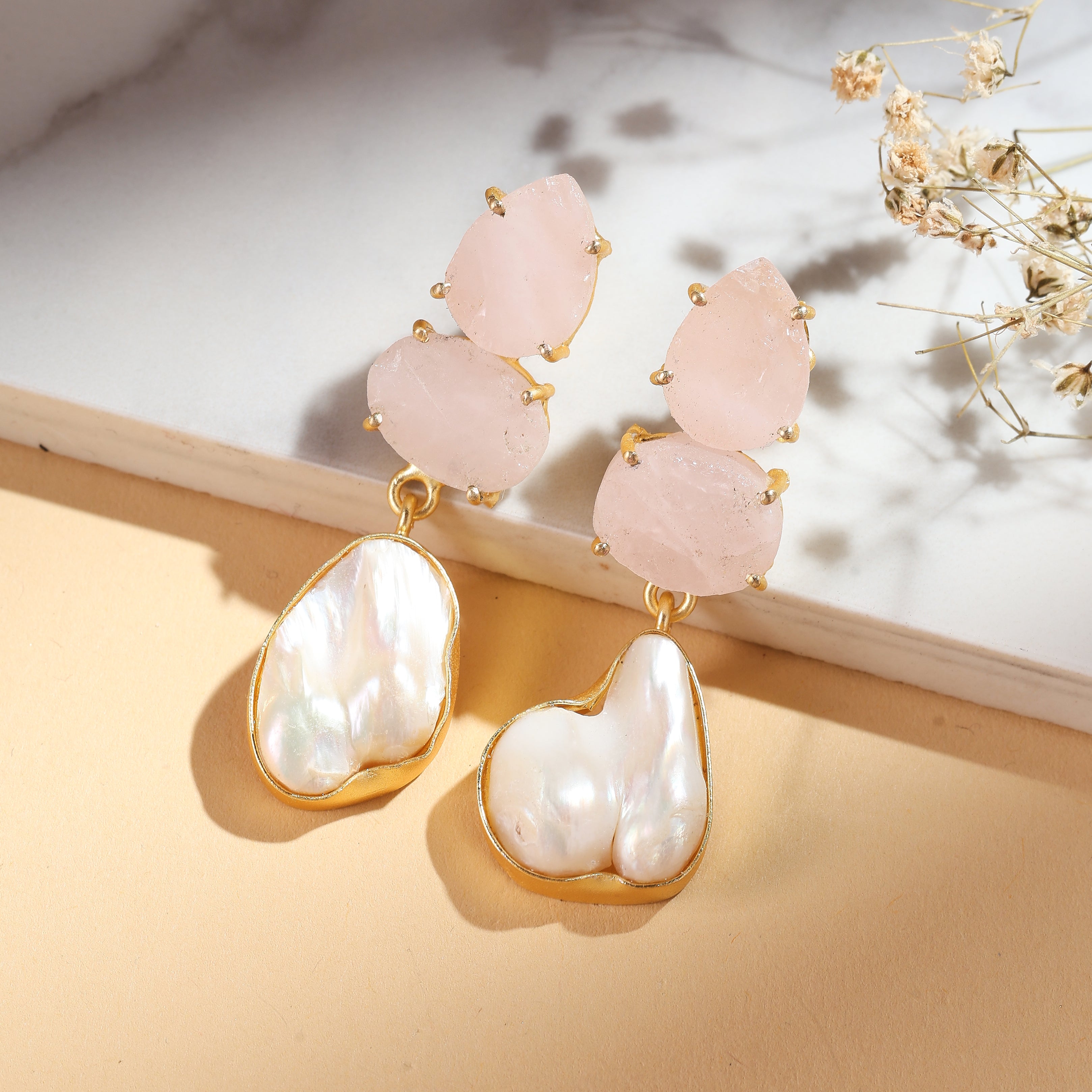 Blush Pearl Glow Earrings 🌸✨