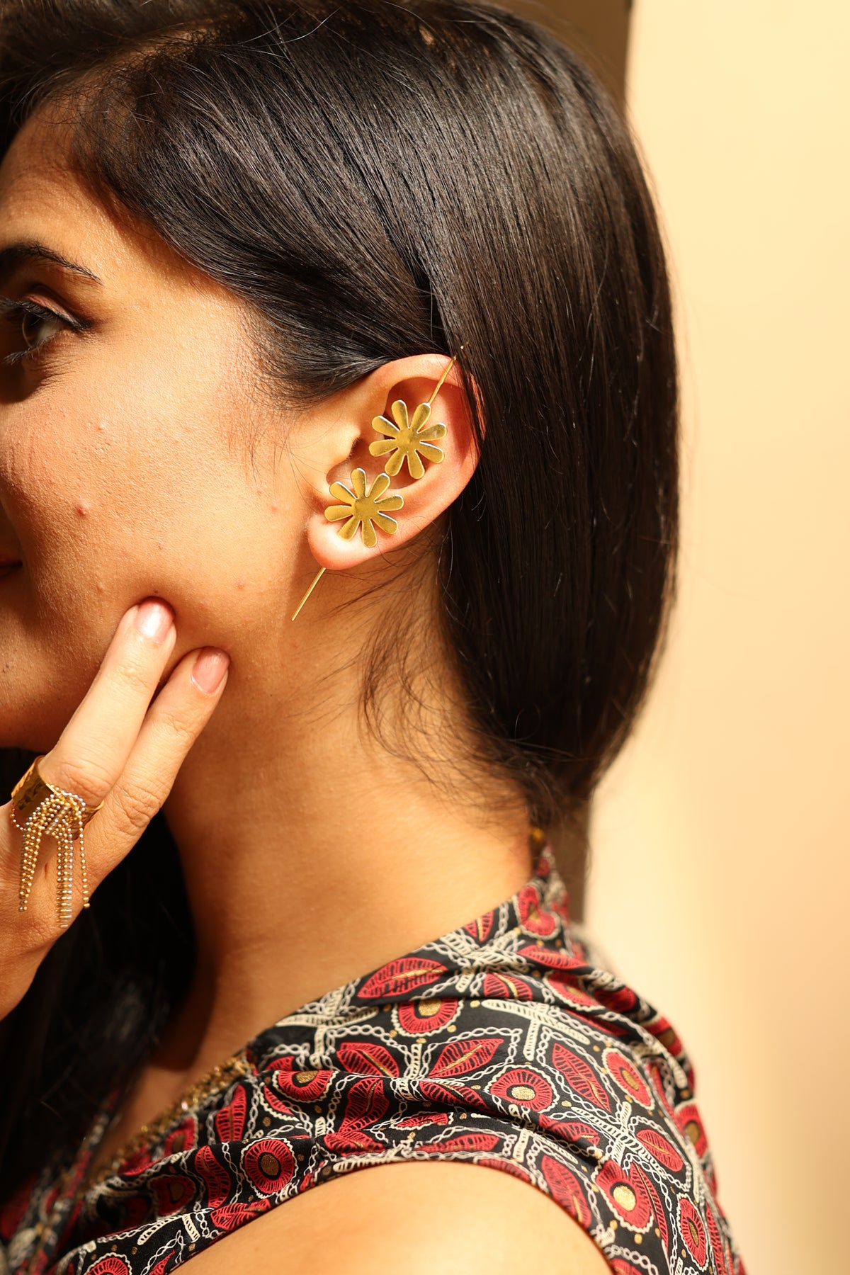 Twin Daisy Ear Cuff